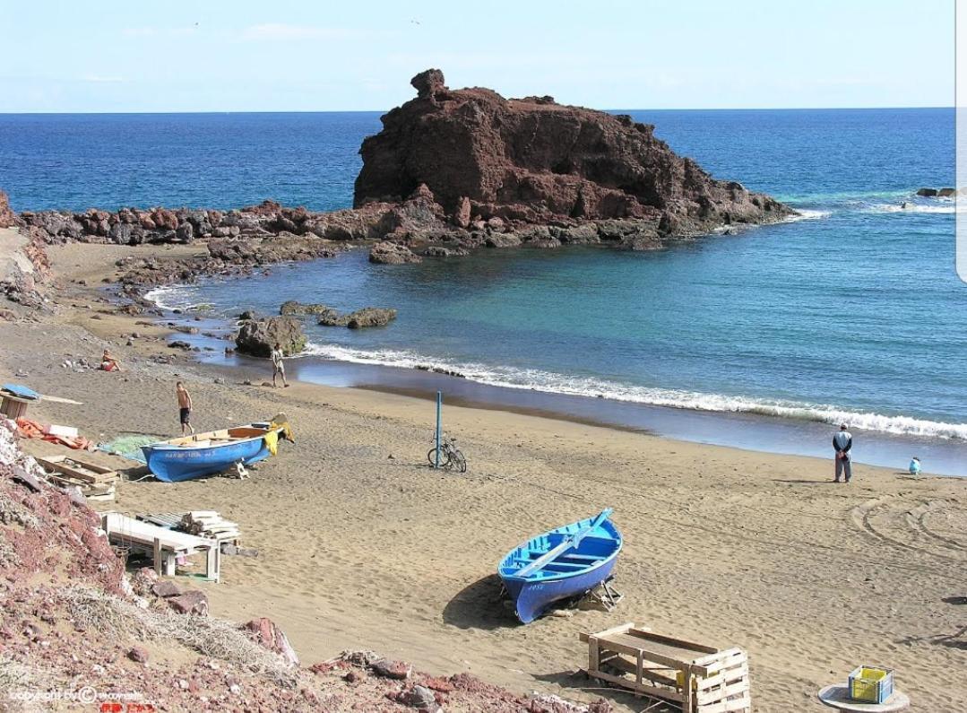 Apartment & Beach - Airport El Burrero Exteriör bild